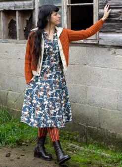 Heritage - 100% British Wool Cardigan - Corvette Rust -Palava Sale Store CorvetteHertiagerust Palava Heritage EDITS3