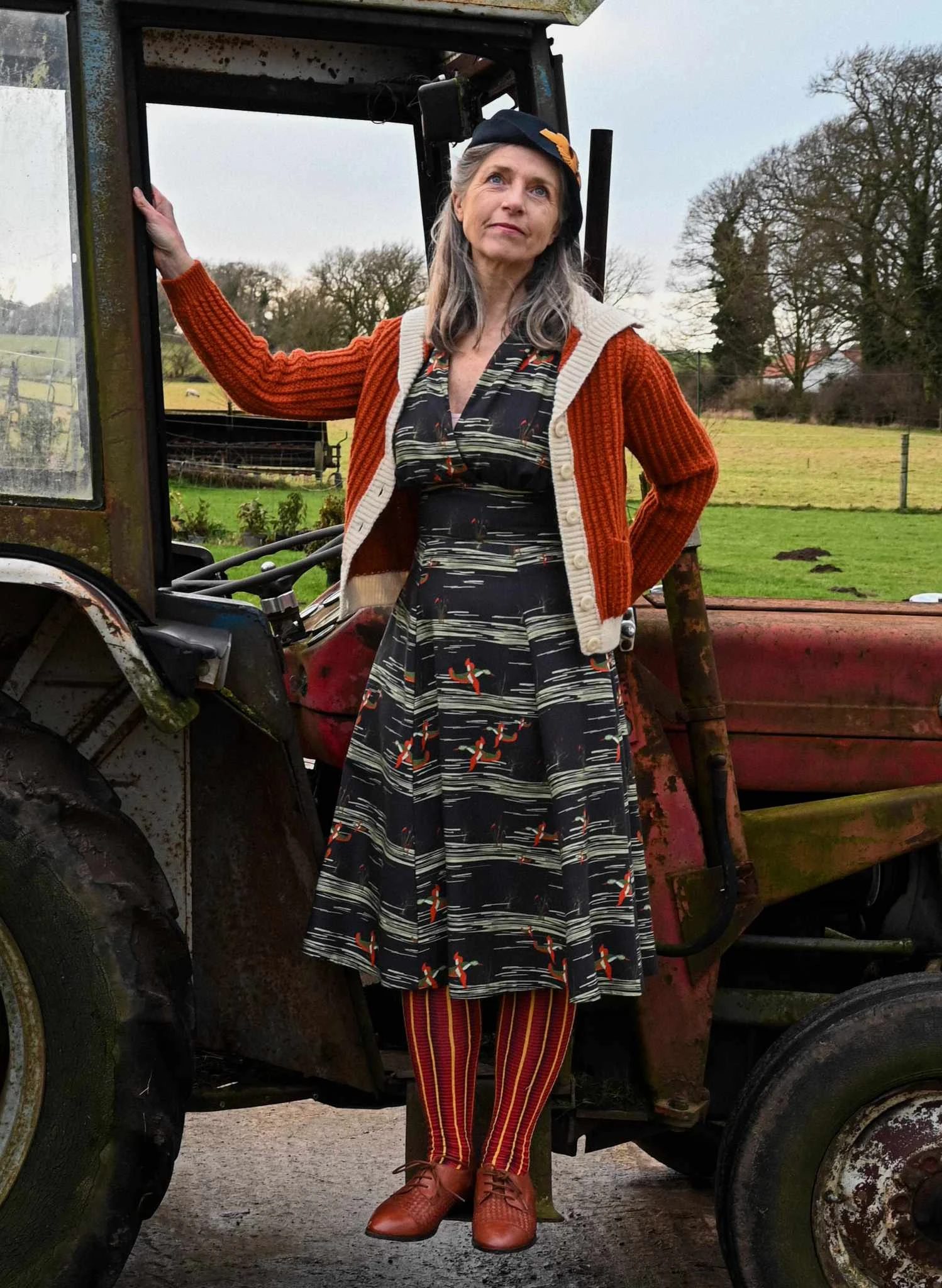 Rita Long-sleeve - Black Flying Ducks Dress 2 Rita Long-sleeve - Black Flying Ducks Dress - Image 2