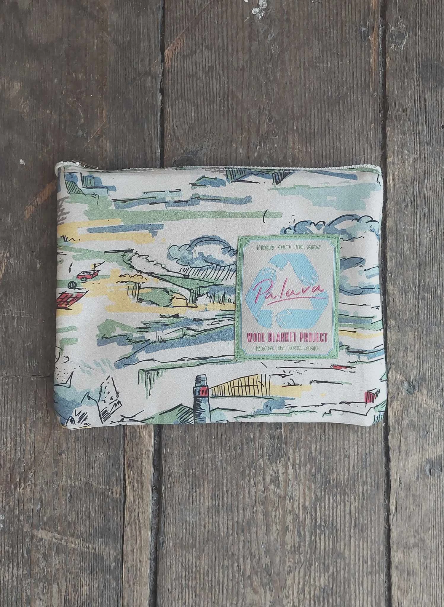 Zip Pouch- Small - Ivory Lighthouse 1 Zip Pouch- Small - Ivory Lighthouse