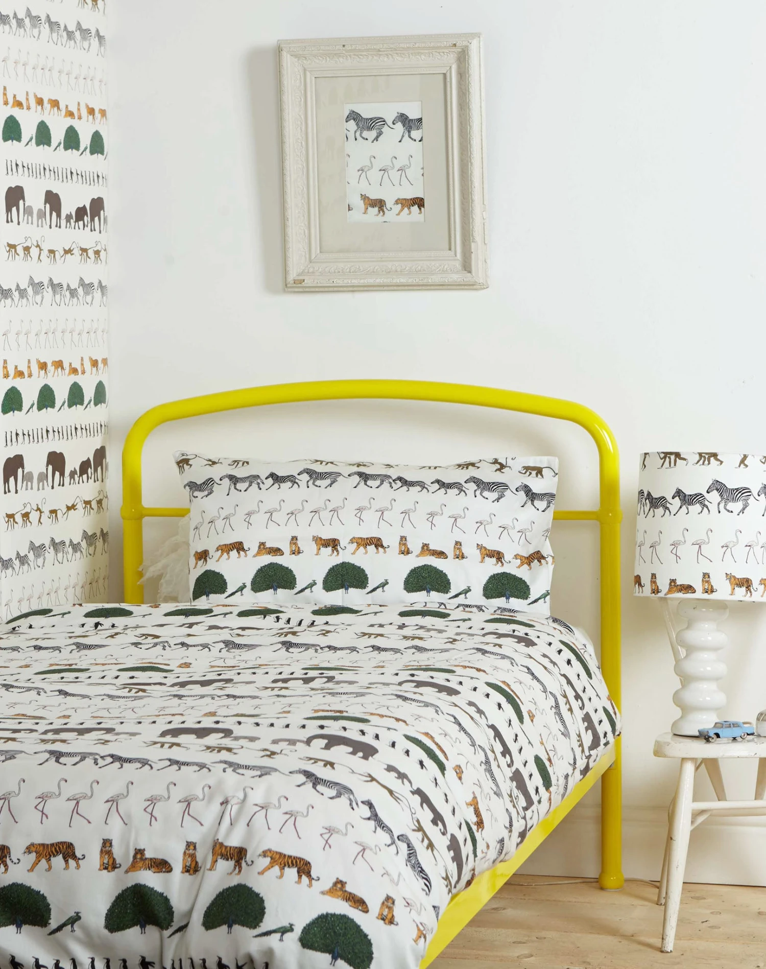 Wallpaper - Ivory Walking Zoo 4 Wallpaper - Ivory Walking Zoo - Image 4