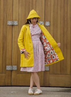 Heritage - Yellow Trench Coat - Red Coastal Memoirs Lining 13 Heritage - Yellow Trench Coat - Red Coastal Memoirs Lining -Palava Sale Store trench yellow website 3